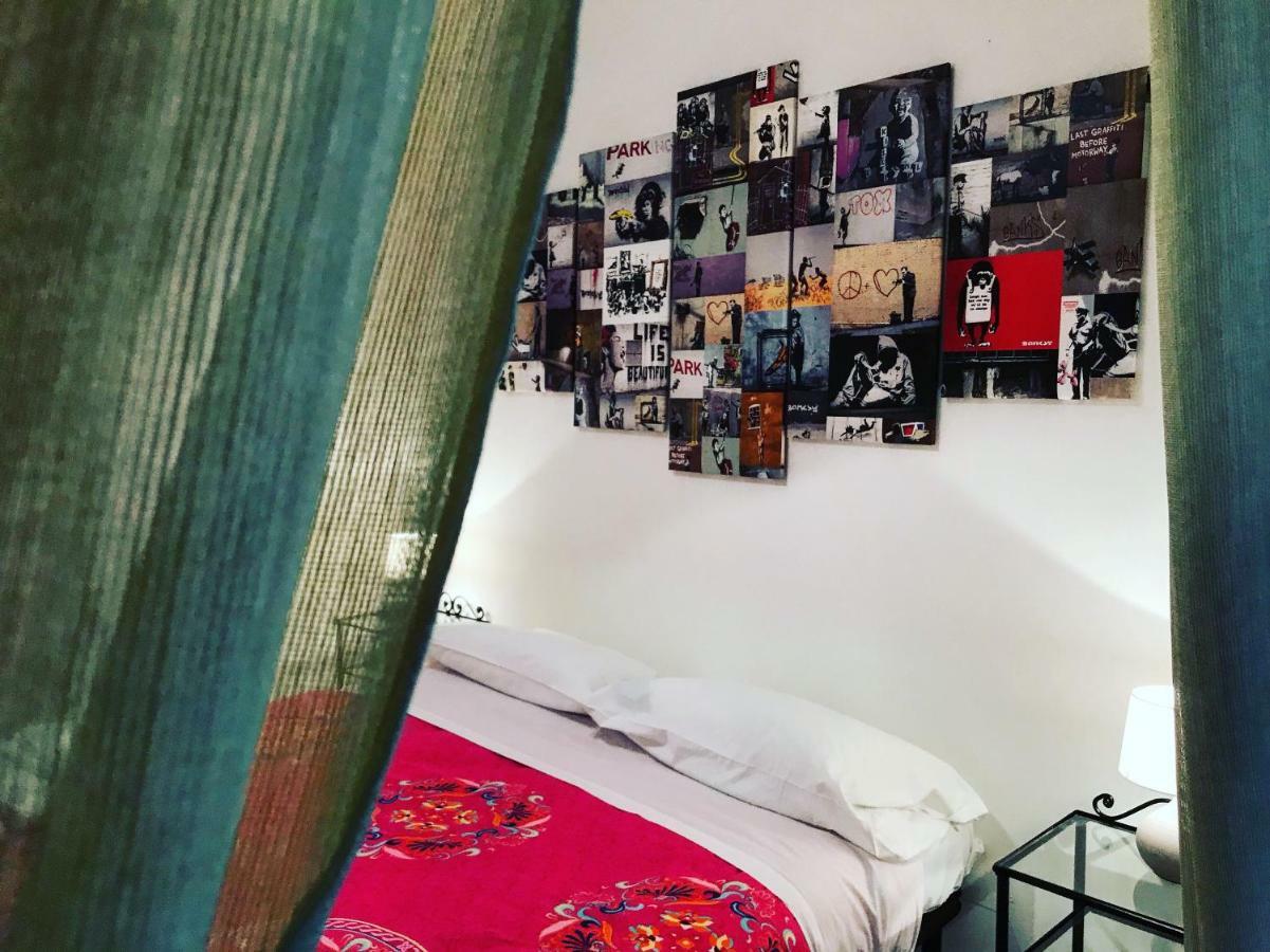 Casa G&G Pignasecca 2 Nel Cuore Di Napoli Buitenkant foto