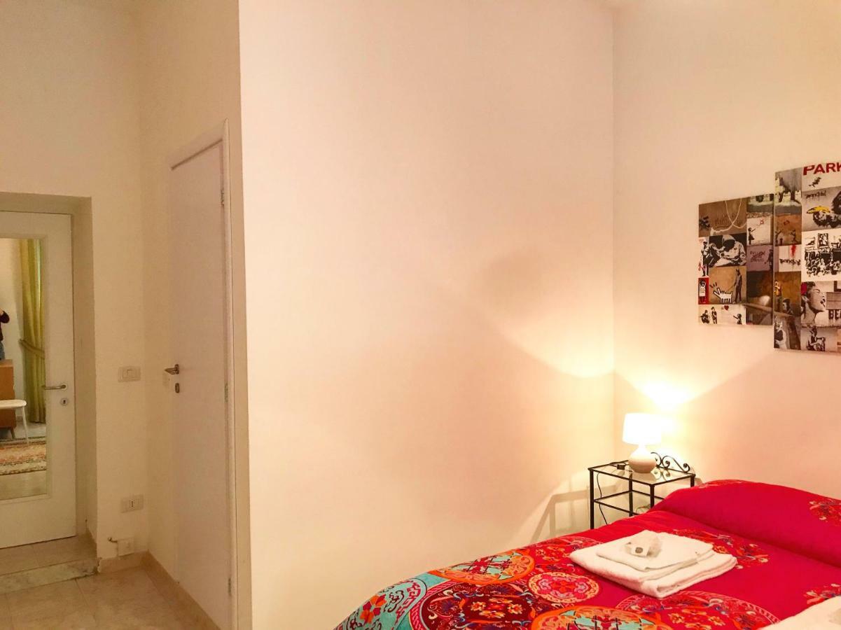 Casa G&G Pignasecca 2 Nel Cuore Di Napoli Buitenkant foto