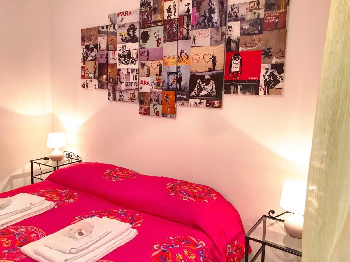 Casa G&G Pignasecca 2 Nel Cuore Di Napoli Buitenkant foto