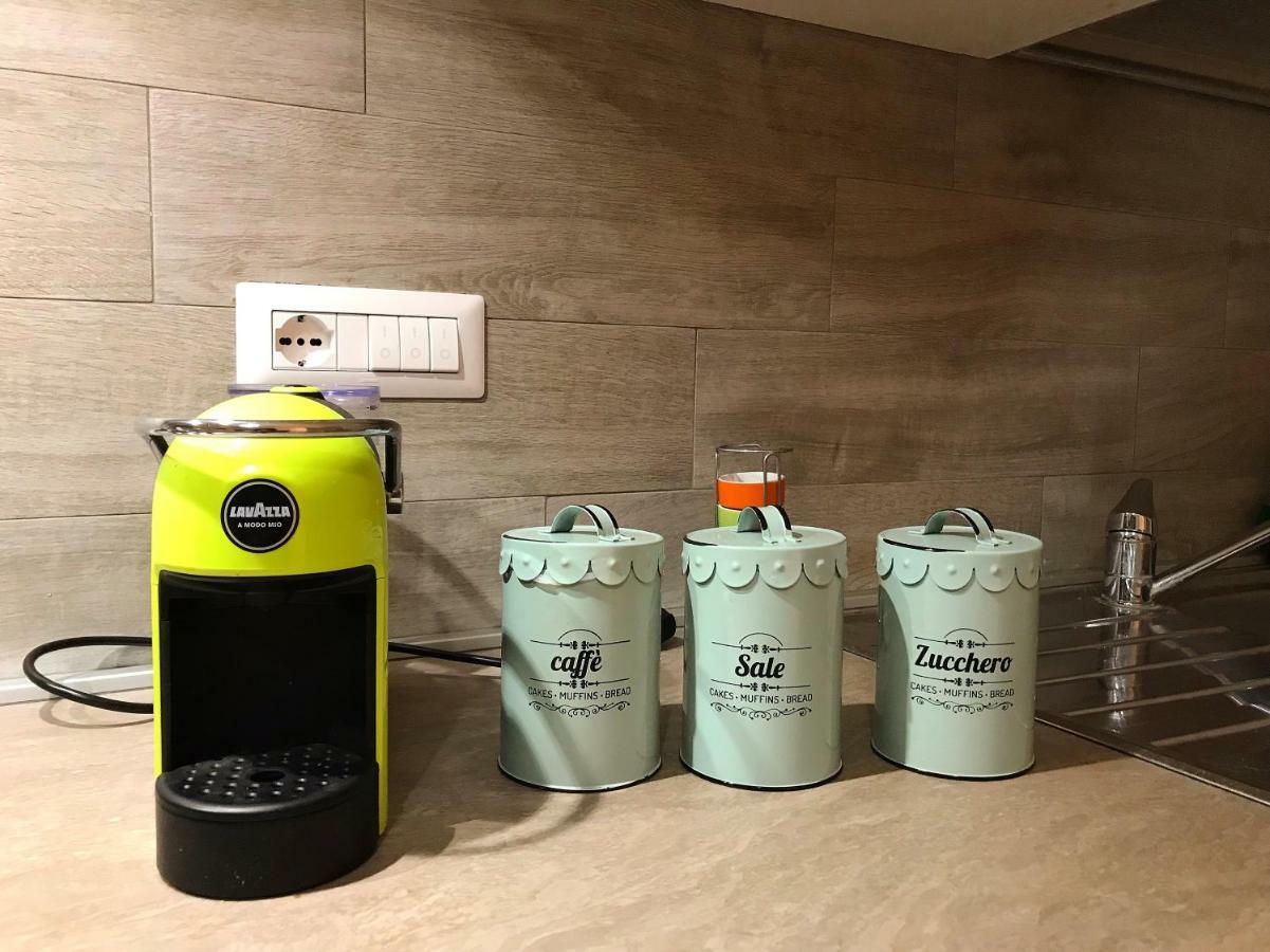 Casa G&G Pignasecca 2 Nel Cuore Di Napoli Buitenkant foto